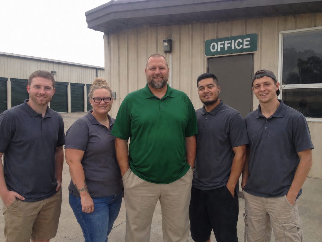 Pest control professionals in Arlington, TX